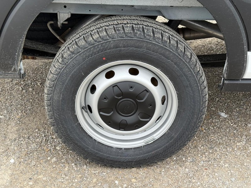 Ford Transit Cargo Van Vehicle Image 04