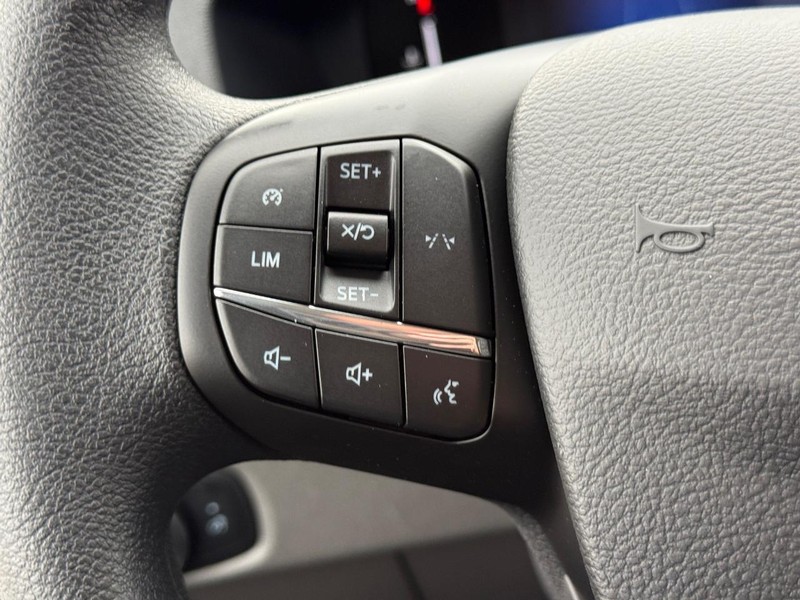 Ford Transit Cargo Van Vehicle Full-screen Gallery Image 9