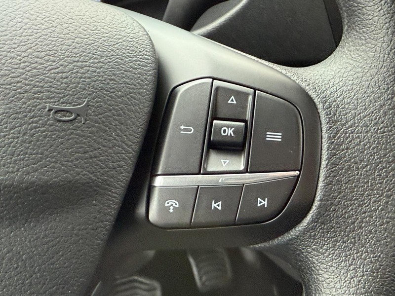 Ford Transit Cargo Van Vehicle Full-screen Gallery Image 10