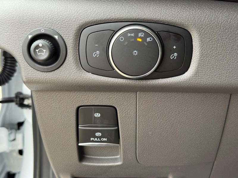 Ford Transit Cargo Van Vehicle Full-screen Gallery Image 16