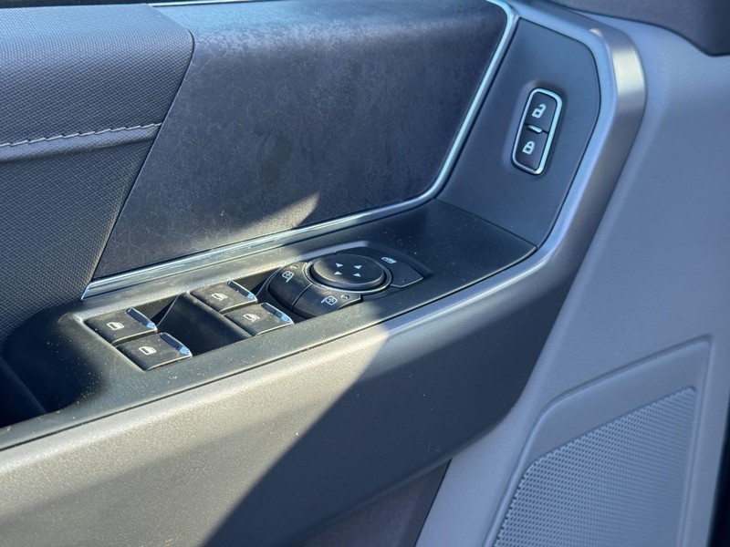 Ford F-150 Vehicle Image 13