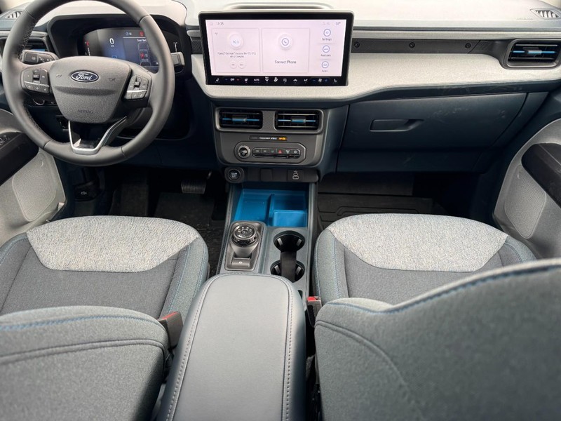 Ford Maverick Vehicle Image 07