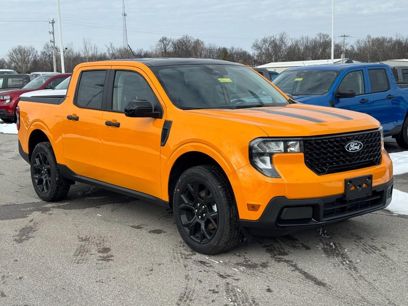 Ford Maverick Vehicle Image 02