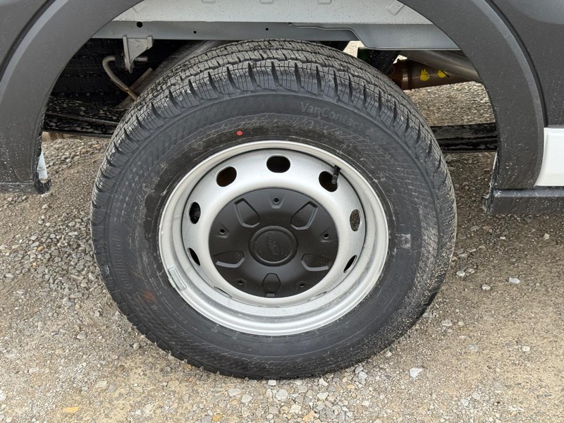 Ford Transit Cargo Van Vehicle Full-screen Gallery Image 4