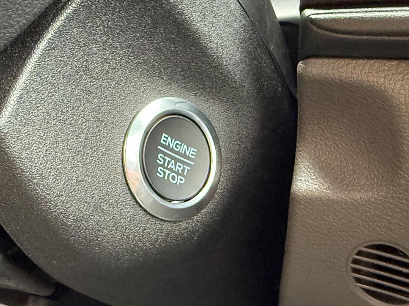 Ford Transit Cargo Van Vehicle Full-screen Gallery Image 11