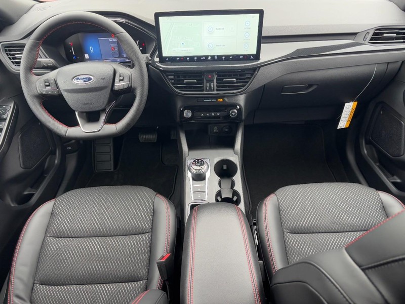 Ford Escape Vehicle Full-screen Gallery Image 6