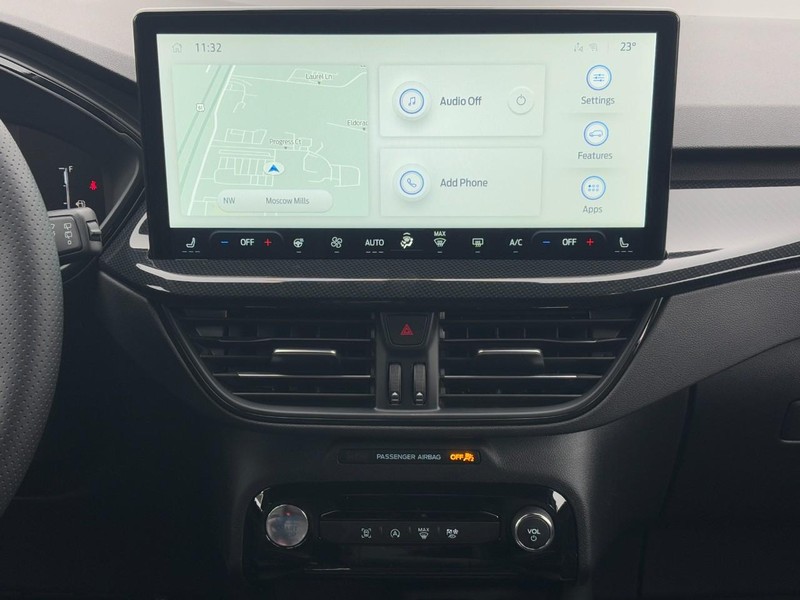 Ford Escape Vehicle Full-screen Gallery Image 8