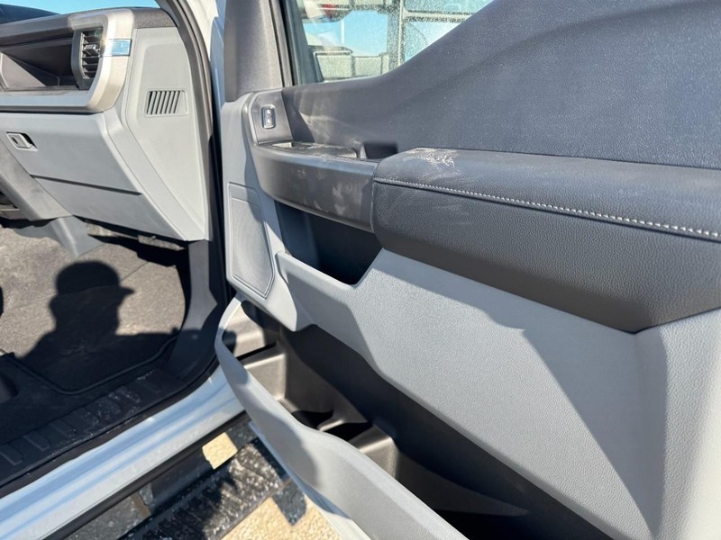 Ford Super Duty F-250 SRW Vehicle Image 07