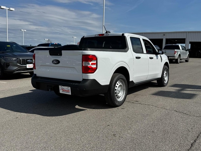 Ford Maverick Vehicle Image 03