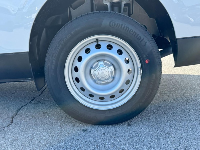 Ford Maverick Vehicle Image 06