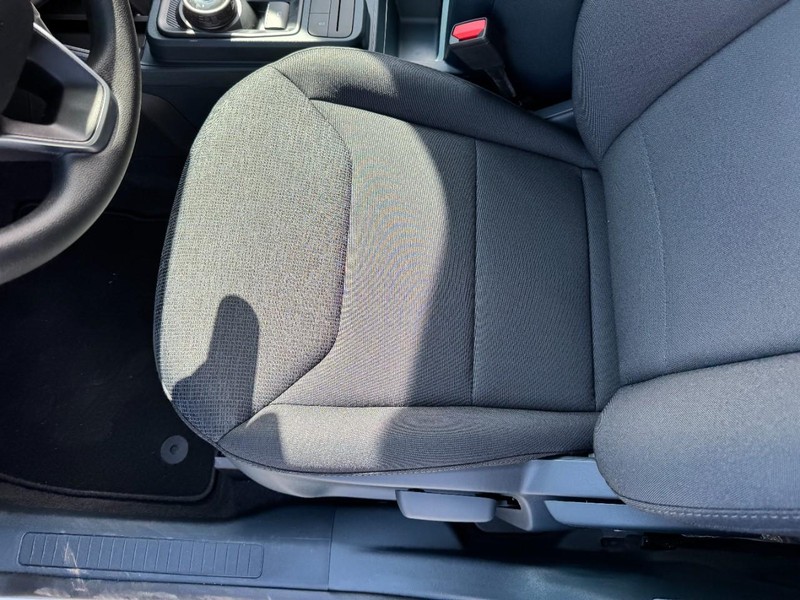 Ford Maverick Vehicle Image 18