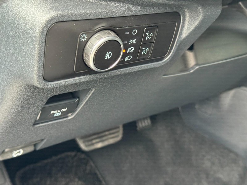 Ford Bronco Vehicle Image 11