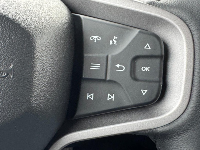 Ford Bronco Vehicle Image 13