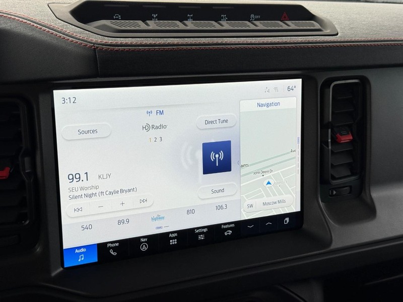 Ford Bronco Vehicle Image 11