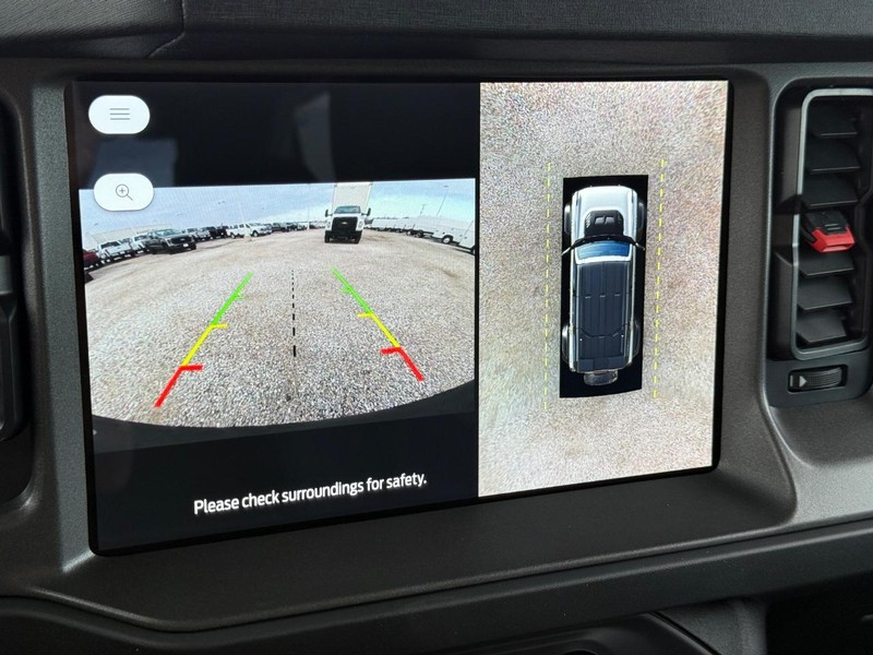 Ford Bronco Vehicle Image 12