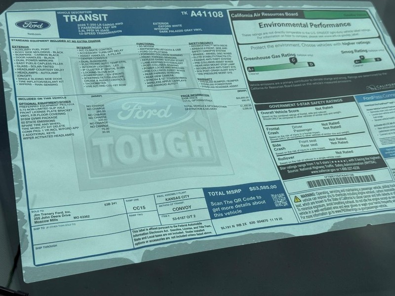 Ford Transit Cargo Van Vehicle Full-screen Gallery Image 19