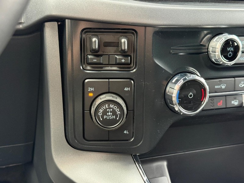 Ford F-150 Vehicle Image 14