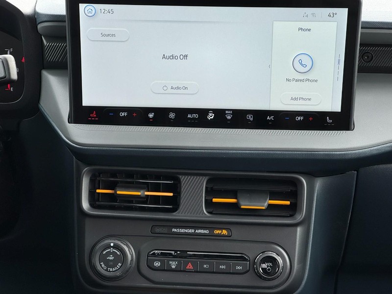 Ford Maverick Vehicle Image 09