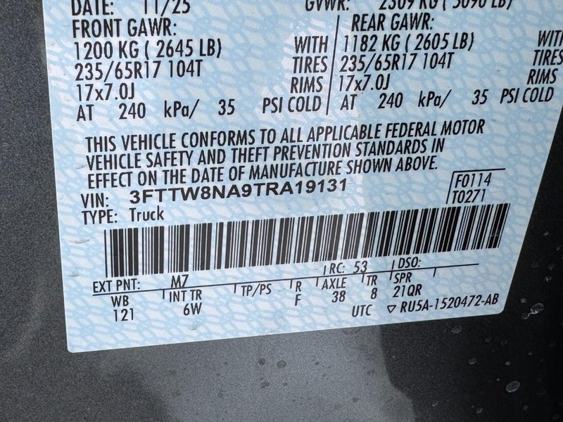 Ford Maverick Vehicle Image 19