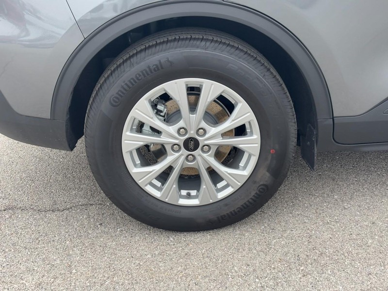 Ford Escape Vehicle Image 04