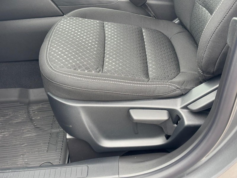 Ford Escape Vehicle Image 18