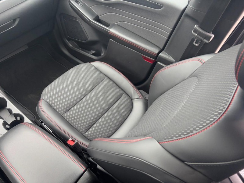 Ford Escape Vehicle Image 09