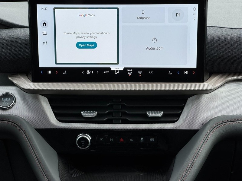 Ford Explorer Vehicle Image 09