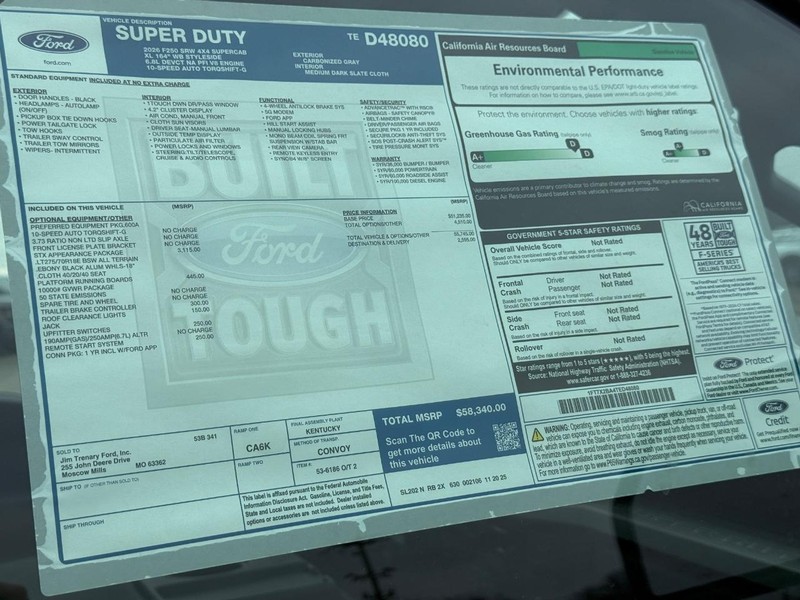 Ford Super Duty F-250 SRW Vehicle Full-screen Gallery Image 20