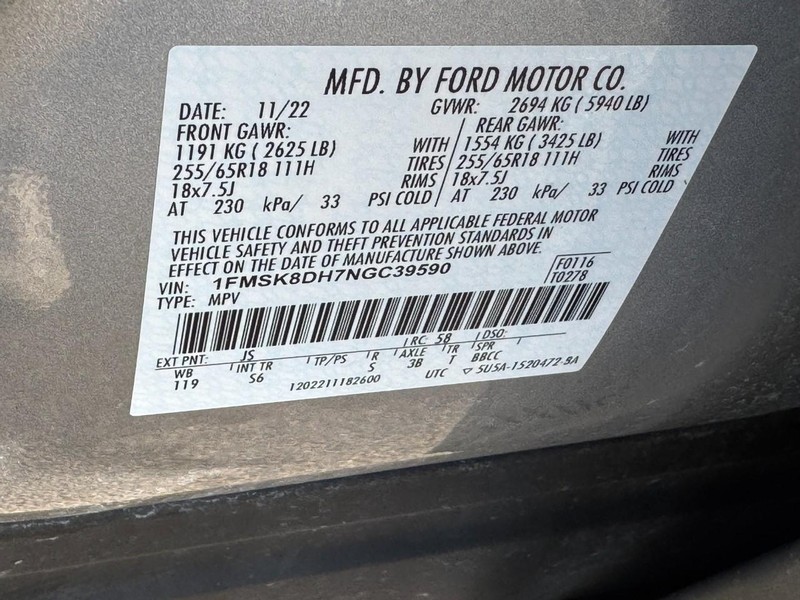 Ford Explorer Vehicle Full-screen Gallery Image 28