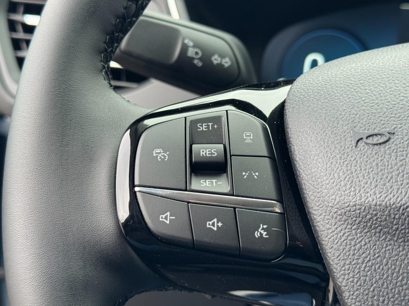 Ford Escape Vehicle Image 12