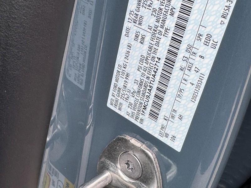 Ford Escape Vehicle Image 17