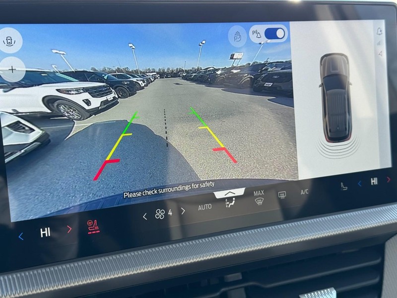 Ford Explorer Vehicle Image 19