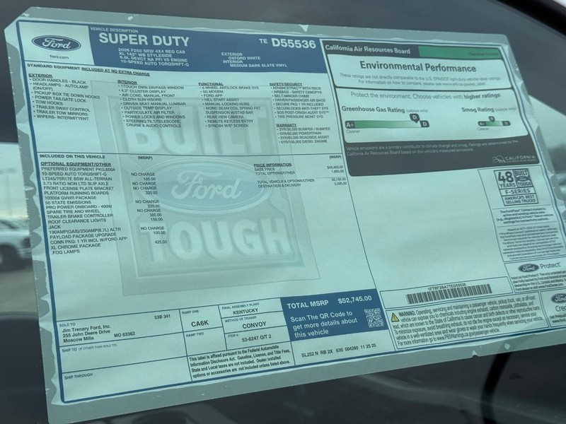 Ford Super Duty F-250 SRW Vehicle Full-screen Gallery Image 20