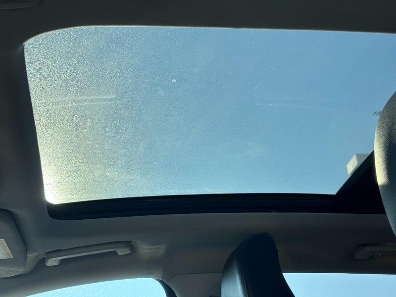 Ford Edge Vehicle Full-screen Gallery Image 27