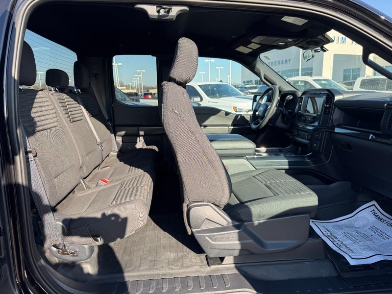 Ford F-150 Vehicle Image 10