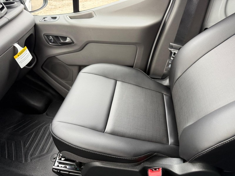 Ford Transit Cargo Van Vehicle Full-screen Gallery Image 15