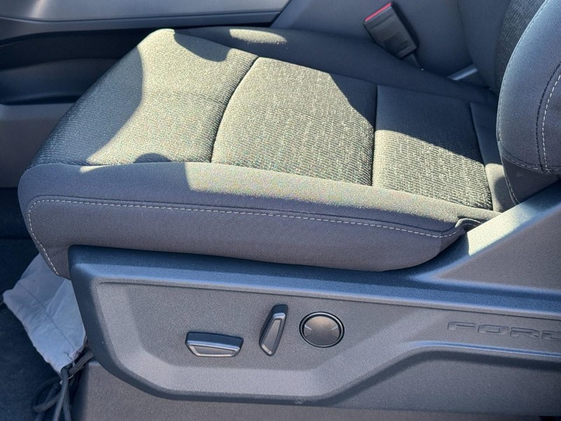 Ford F-150 Vehicle Image 12