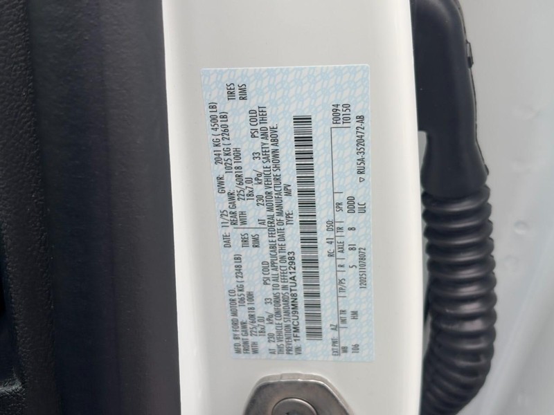 Ford Escape Vehicle Image 19