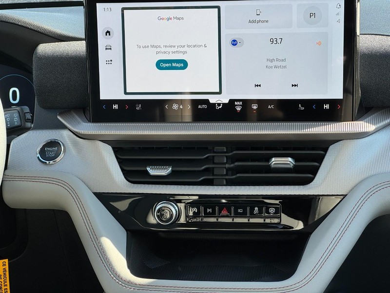 Ford Explorer Vehicle Image 09