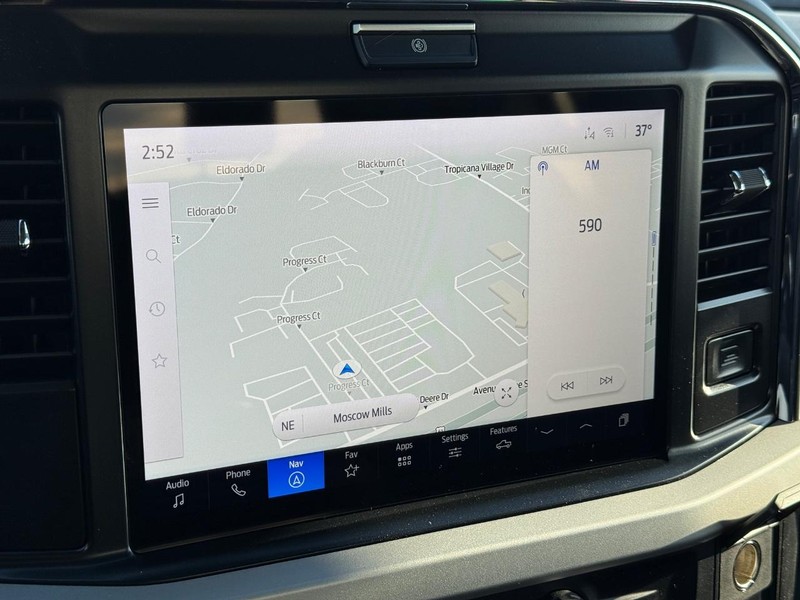 Ford Super Duty F-250 SRW Vehicle Image 12