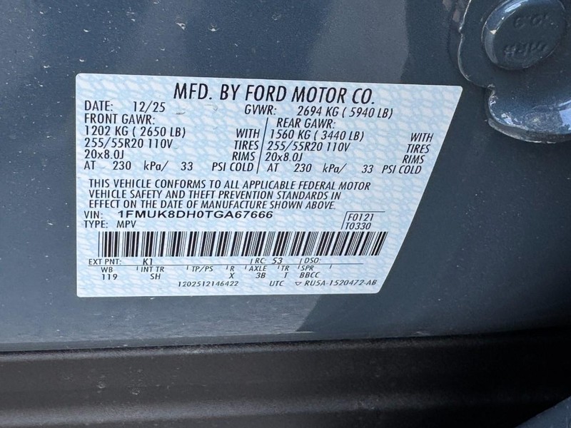 Ford Explorer Vehicle Image 20