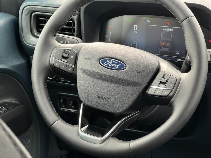 Ford Maverick Vehicle Image 07