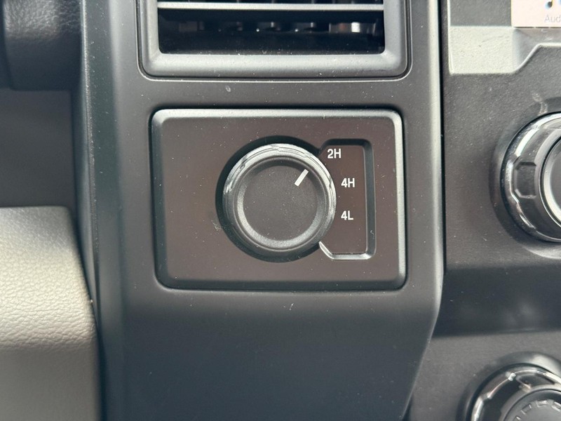 Ford F-150 Vehicle Image 15