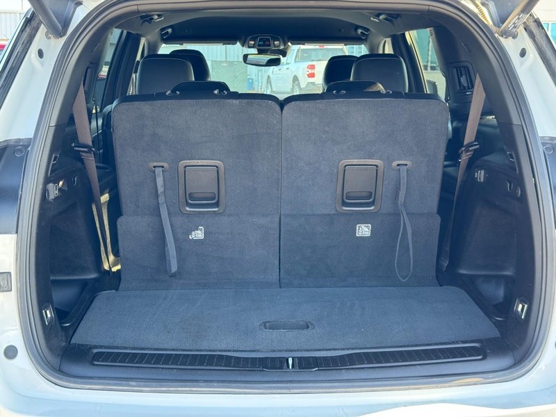 Jeep Grand Cherokee L Vehicle Image 04