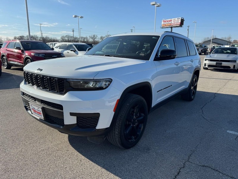 Jeep Grand Cherokee L Vehicle Image 08