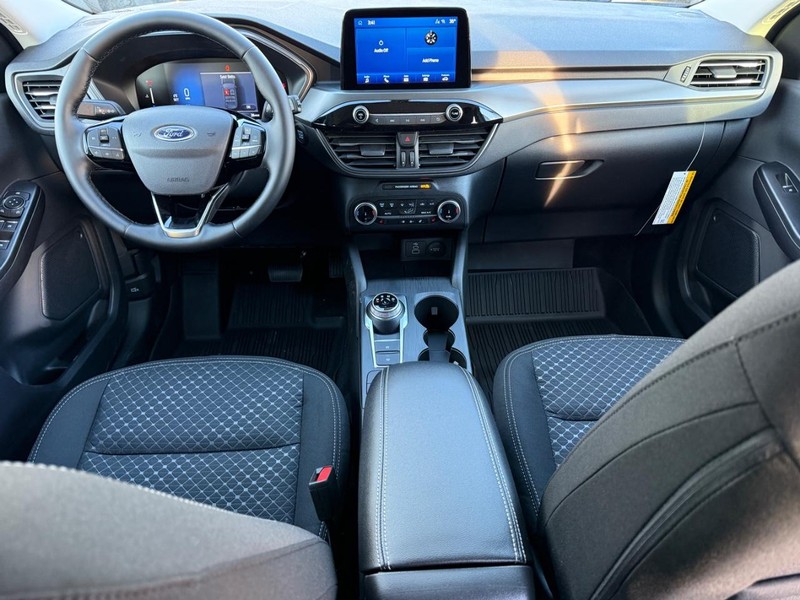 Ford Escape Vehicle Image 06