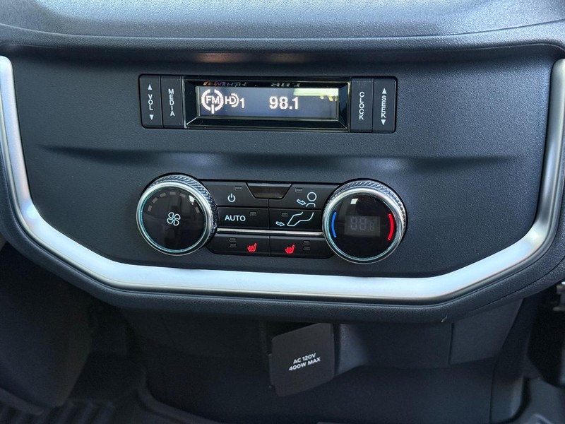 Ford Expedition Vehicle Image 08