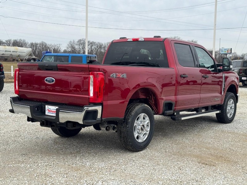 Ford Super Duty F-250 SRW Vehicle Image 03