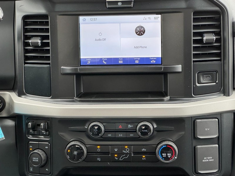 Ford Super Duty F-250 SRW Vehicle Image 09