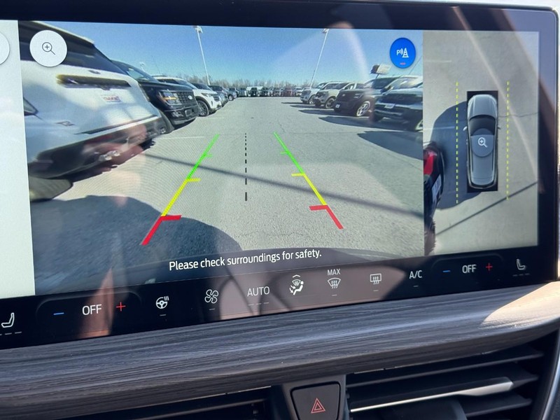 Ford Escape Vehicle Image 17